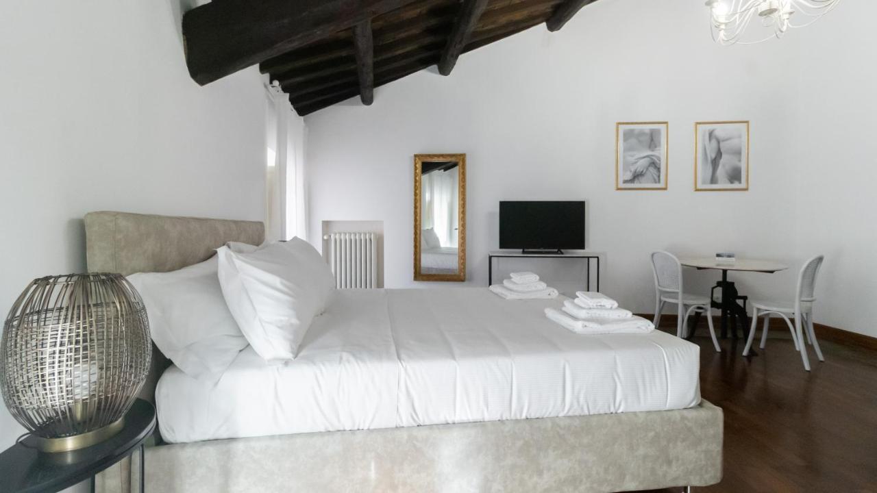 Italianway - Barberini Elegantia Apartments Roma Exterior photo